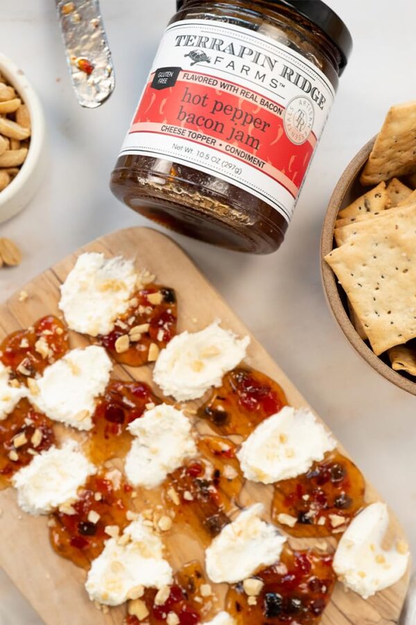 Terrapin Ridge Farms Gourmet Hot Pepper Bacon Jam - One 43 Ounce Jug - Image 3