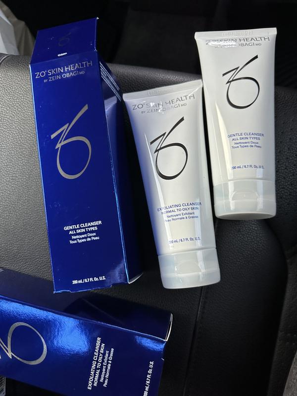 ZO SKIN HEALTH Exfoliating Cleanser - Image 3