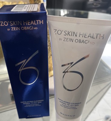 ZO SKIN HEALTH Exfoliating Cleanser - Image 2